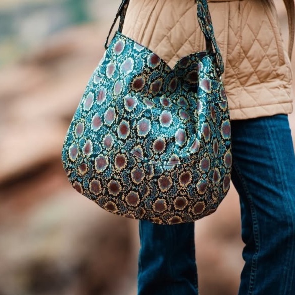 Cofi Diana leather snakeskin metallic gold peacock hobo tote bag lk new - Picture 7 of 8